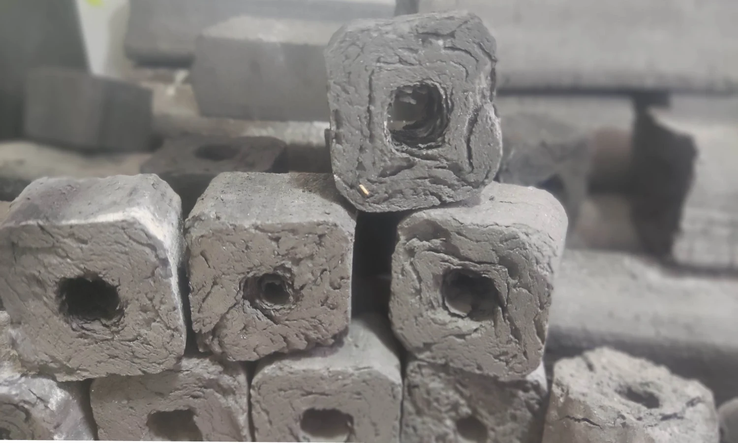 آموزش تولید زغال فشرده در ایران