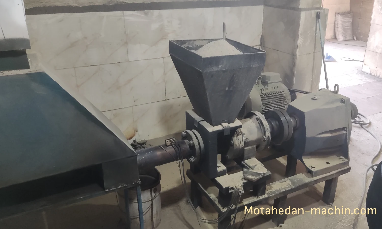 مزایا و معایب تولید زغال با روش حبه ای و روش خاک ارّه ای